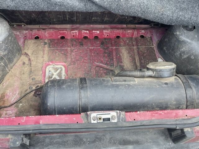 Красный ЗАЗ 1102 Таврия, объемом двигателя 0 л и пробегом 112 тыс. км за 749 $, фото 2 на Automoto.ua