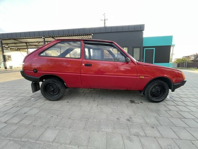 Красный ЗАЗ 1102 Таврия, объемом двигателя 1.1 л и пробегом 199 тыс. км за 500 $, фото 6 на Automoto.ua