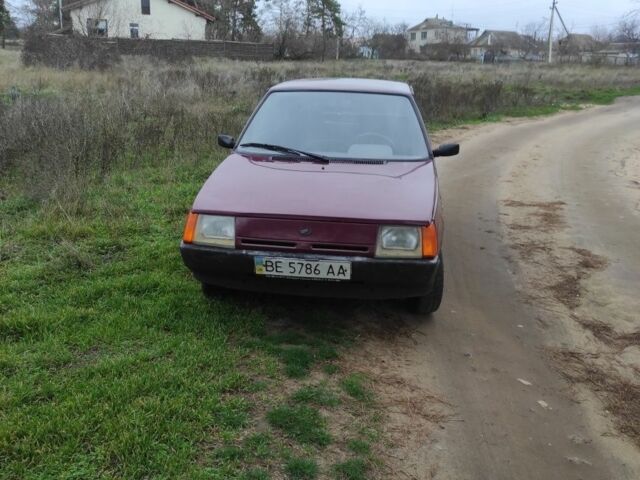 Червоний ЗАЗ 1102 Таврія, об'ємом двигуна 1 л та пробігом 190 тис. км за 665 $, фото 3 на Automoto.ua