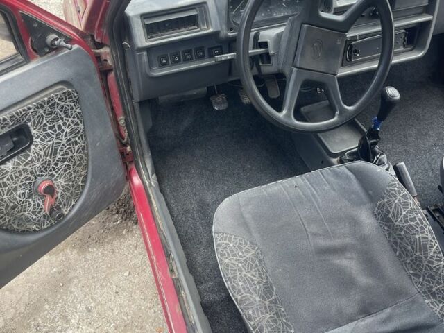 Красный ЗАЗ 1102 Таврия, объемом двигателя 0 л и пробегом 112 тыс. км за 749 $, фото 3 на Automoto.ua