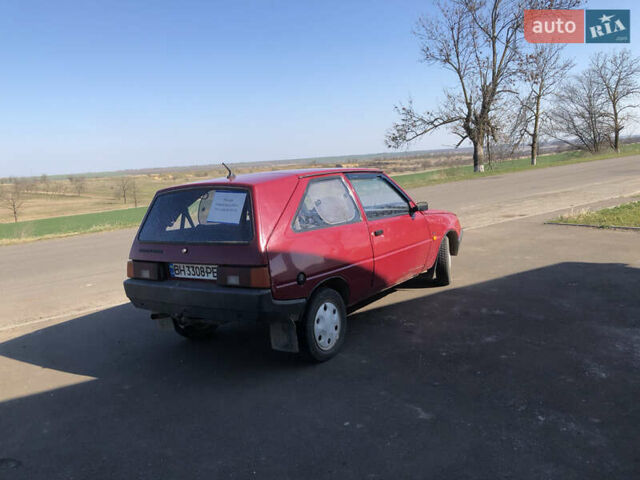 Красный ЗАЗ 1102 Таврия, объемом двигателя 1.2 л и пробегом 110 тыс. км за 1000 $, фото 2 на Automoto.ua
