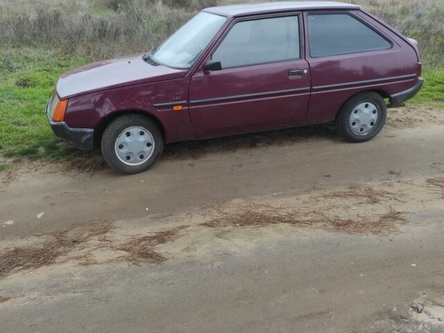 Червоний ЗАЗ 1102 Таврія, об'ємом двигуна 1 л та пробігом 190 тис. км за 665 $, фото 5 на Automoto.ua