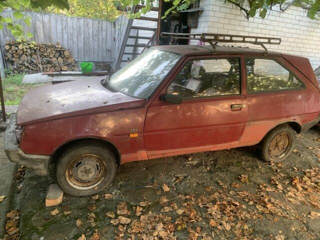 ЗАЗ 1102 Таврия 2004 в Чернигове на Automoto.ua Красный ЗАЗ 1102 Таврия, объемом двигателя 1.2 л и пробегом 125 тыс. км за 600 $, фото 6 на Automoto.ua