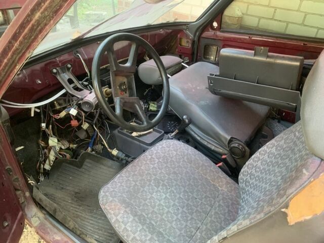ЗАЗ 1102 Таврия 2004 в Чернигове на Automoto.ua Красный ЗАЗ 1102 Таврия, объемом двигателя 1.2 л и пробегом 125 тыс. км за 600 $, фото 1 на Automoto.ua
