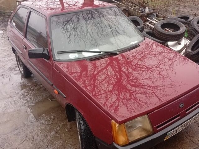 Красный ЗАЗ 1102 Таврия, объемом двигателя 1.2 л и пробегом 88 тыс. км за 750 $, фото 1 на Automoto.ua