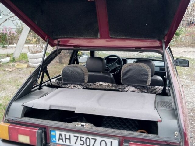 Красный ЗАЗ 1102 Таврия, объемом двигателя 1.2 л и пробегом 194 тыс. км за 950 $, фото 17 на Automoto.ua