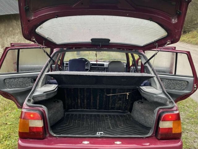 Червоний ЗАЗ 1102 Таврія, об'ємом двигуна 1.2 л та пробігом 1 тис. км за 800 $, фото 3 на Automoto.ua