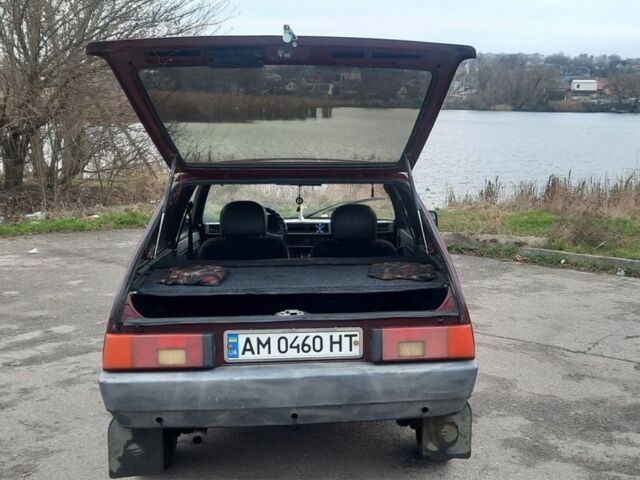 Красный ЗАЗ 1102 Таврия, объемом двигателя 1.1 л и пробегом 93 тыс. км за 1100 $, фото 5 на Automoto.ua