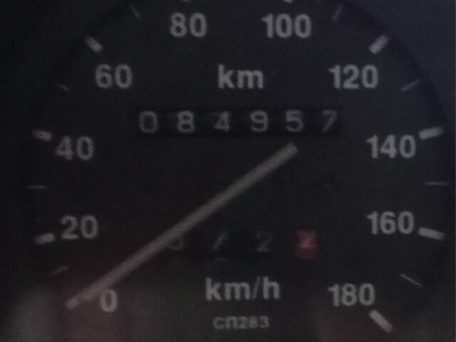 Красный ЗАЗ 1102 Таврия, объемом двигателя 1.2 л и пробегом 85 тыс. км за 1066 $, фото 3 на Automoto.ua