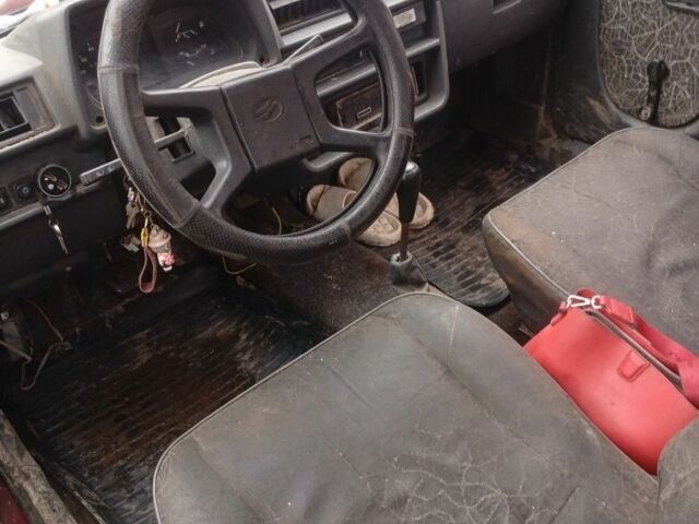 Красный ЗАЗ 1102 Таврия, объемом двигателя 1.2 л и пробегом 88 тыс. км за 750 $, фото 2 на Automoto.ua