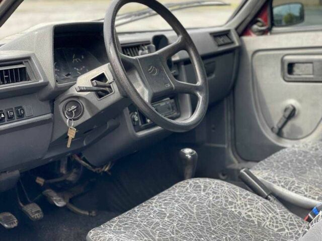 Красный ЗАЗ 1102 Таврия, объемом двигателя 1.2 л и пробегом 101 тыс. км за 1299 $, фото 7 на Automoto.ua