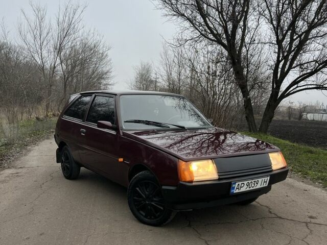 Красный ЗАЗ 1102 Таврия, объемом двигателя 1.2 л и пробегом 101 тыс. км за 1499 $, фото 4 на Automoto.ua