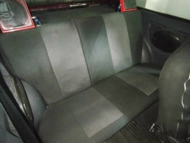 Красный ЗАЗ 1102 Таврия, объемом двигателя 1.2 л и пробегом 150 тыс. км за 1800 $, фото 8 на Automoto.ua