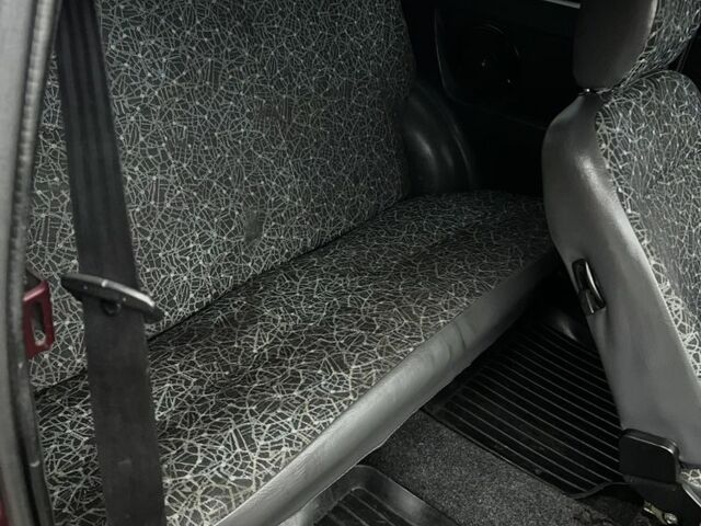 Красный ЗАЗ 1102 Таврия, объемом двигателя 1.2 л и пробегом 101 тыс. км за 1499 $, фото 16 на Automoto.ua