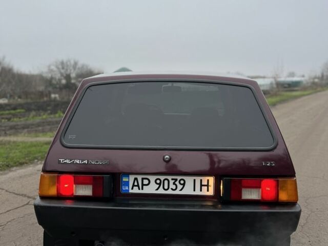 Красный ЗАЗ 1102 Таврия, объемом двигателя 1.2 л и пробегом 101 тыс. км за 1499 $, фото 9 на Automoto.ua