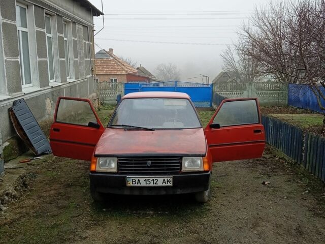 Красный ЗАЗ 1102 Таврия, объемом двигателя 0 л и пробегом 100 тыс. км за 379 $, фото 18 на Automoto.ua
