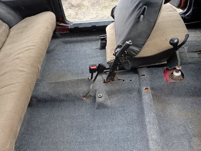 Красный ЗАЗ 1102 Таврия, объемом двигателя 0 л и пробегом 100 тыс. км за 379 $, фото 13 на Automoto.ua