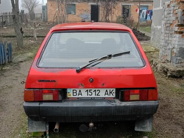 Красный ЗАЗ 1102 Таврия, объемом двигателя 0 л и пробегом 100 тыс. км за 379 $, фото 3 на Automoto.ua