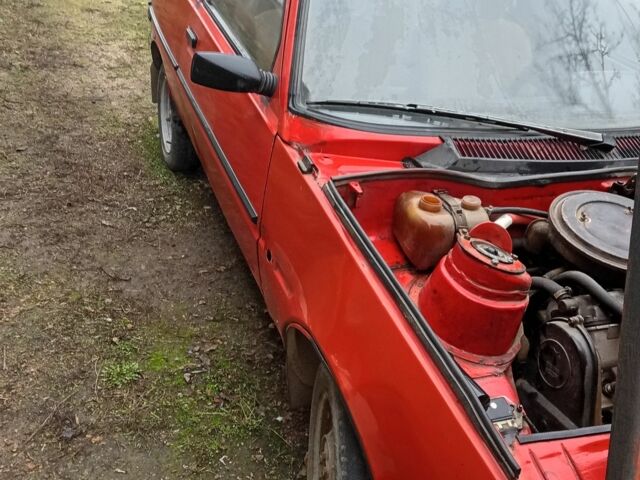 Красный ЗАЗ 1102 Таврия, объемом двигателя 0 л и пробегом 100 тыс. км за 379 $, фото 4 на Automoto.ua