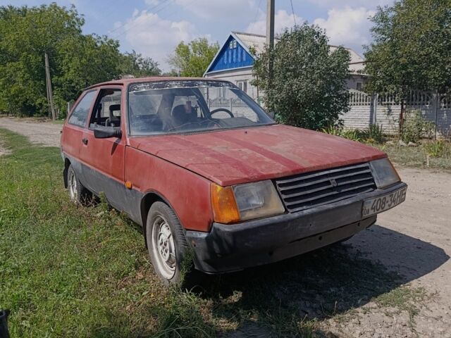 Червоний ЗАЗ 1102 Таврія, об'ємом двигуна 1.1 л та пробігом 999 тис. км за 267 $, фото 1 на Automoto.ua