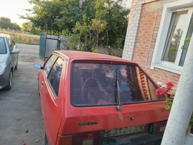 Красный ЗАЗ 1102 Таврия, объемом двигателя 1 л и пробегом 1 тыс. км за 272 $, фото 2 на Automoto.ua