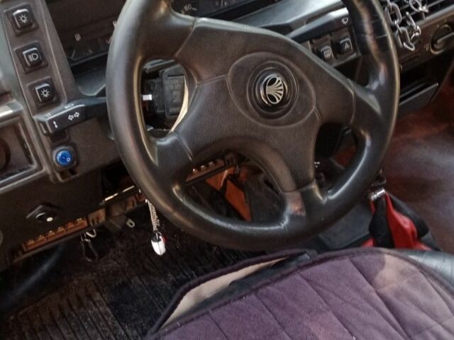 Червоний ЗАЗ 1102 Таврія, об'ємом двигуна 1.2 л та пробігом 87 тис. км за 15000 $, фото 6 на Automoto.ua