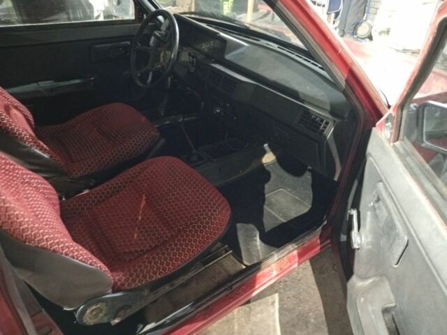 Красный ЗАЗ 1102 Таврия, объемом двигателя 1 л и пробегом 78 тыс. км за 835 $, фото 6 на Automoto.ua