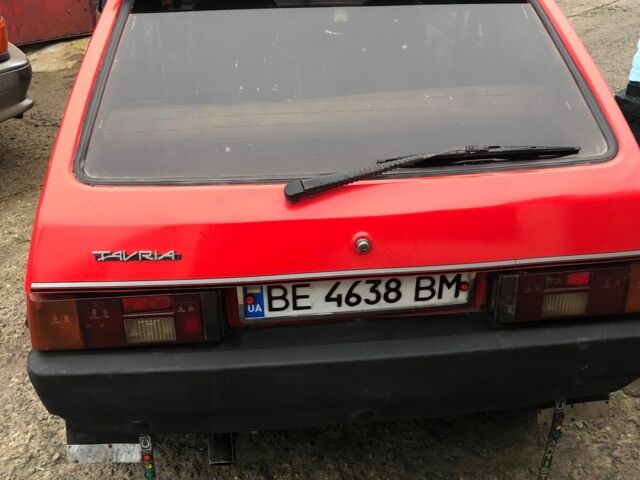 Червоний ЗАЗ 1102 Таврія, об'ємом двигуна 1.1 л та пробігом 100 тис. км за 1000 $, фото 1 на Automoto.ua
