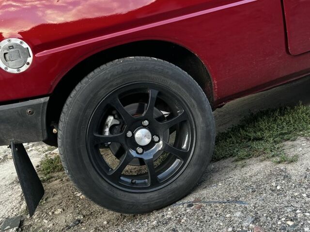 Красный ЗАЗ 1102 Таврия, объемом двигателя 1.1 л и пробегом 3 тыс. км за 2600 $, фото 3 на Automoto.ua