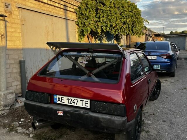 Красный ЗАЗ 1102 Таврия, объемом двигателя 1.1 л и пробегом 3 тыс. км за 2600 $, фото 6 на Automoto.ua