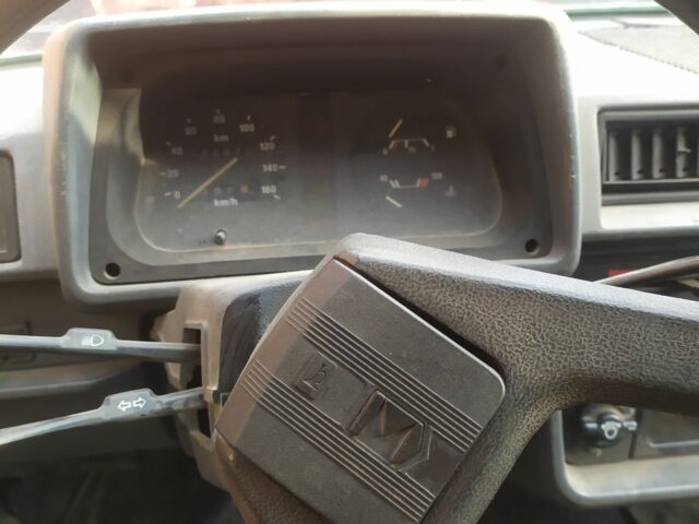 Красный ЗАЗ 1102 Таврия, объемом двигателя 0 л и пробегом 89 тыс. км за 240 $, фото 8 на Automoto.ua