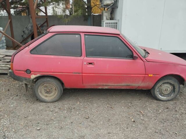 Красный ЗАЗ 1102 Таврия, объемом двигателя 0 л и пробегом 130 тыс. км за 239 $, фото 1 на Automoto.ua