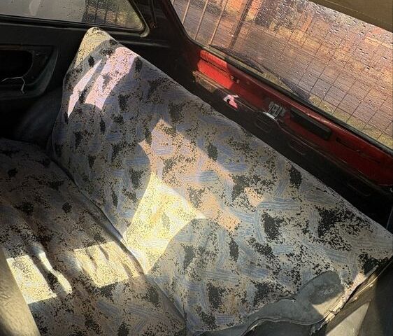 Красный ЗАЗ 1102 Таврия, объемом двигателя 1.2 л и пробегом 3 тыс. км за 406 $, фото 5 на Automoto.ua