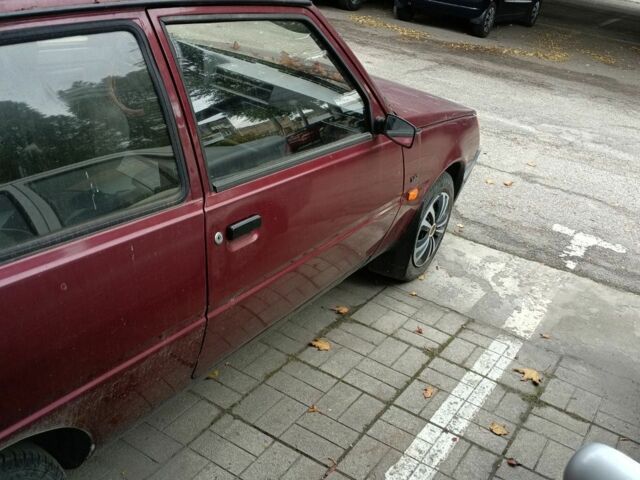 Красный ЗАЗ 1102 Таврия, объемом двигателя 0 л и пробегом 158 тыс. км за 700 $, фото 1 на Automoto.ua