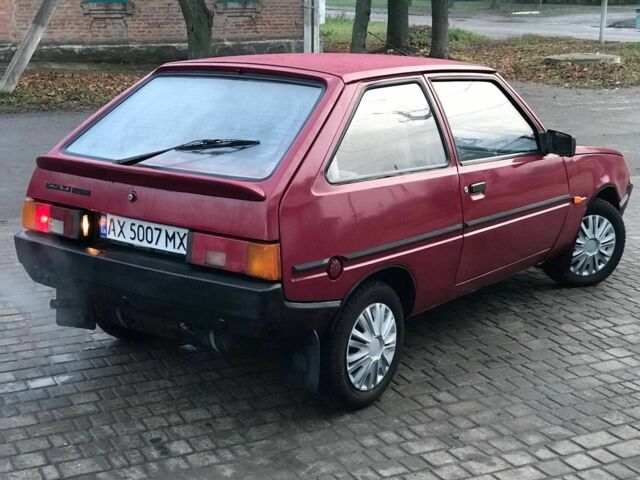 Красный ЗАЗ 1102 Таврия, объемом двигателя 0 л и пробегом 100 тыс. км за 850 $, фото 5 на Automoto.ua