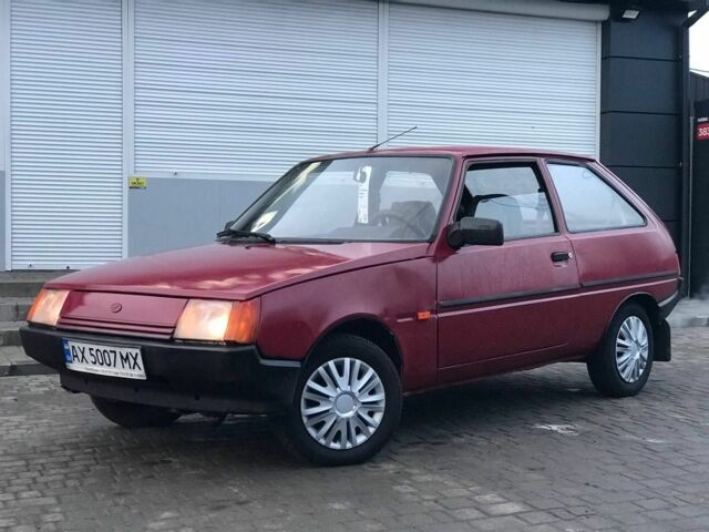 Красный ЗАЗ 1102 Таврия, объемом двигателя 0 л и пробегом 100 тыс. км за 850 $, фото 3 на Automoto.ua