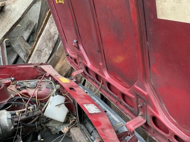 Червоний ЗАЗ 1102 Таврія, об'ємом двигуна 1.2 л та пробігом 100 тис. км за 274 $, фото 5 на Automoto.ua