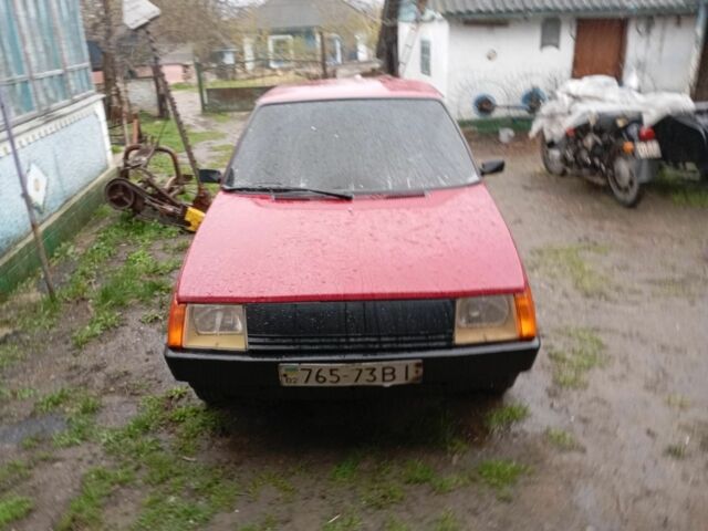 Червоний ЗАЗ 1102 Таврія, об'ємом двигуна 1.2 л та пробігом 170 тис. км за 1000 $, фото 5 на Automoto.ua