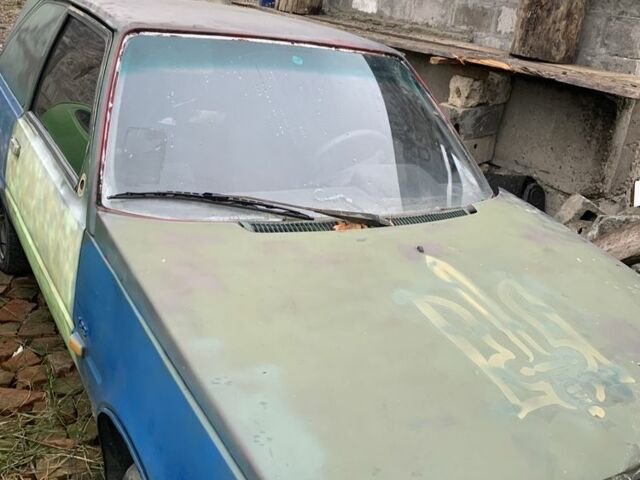 Червоний ЗАЗ 1102 Таврія, об'ємом двигуна 1.2 л та пробігом 100 тис. км за 274 $, фото 1 на Automoto.ua