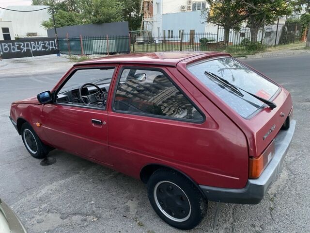 Красный ЗАЗ 1102 Таврия, объемом двигателя 1.1 л и пробегом 84 тыс. км за 900 $, фото 3 на Automoto.ua