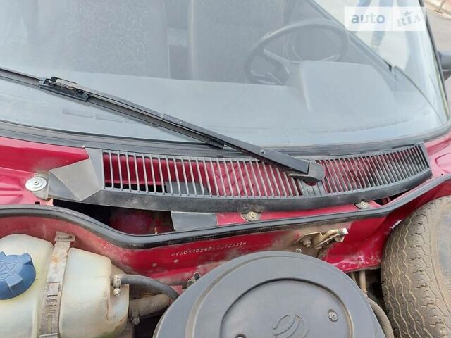 Красный ЗАЗ 1102 Таврия, объемом двигателя 1.2 л и пробегом 85 тыс. км за 1600 $, фото 21 на Automoto.ua