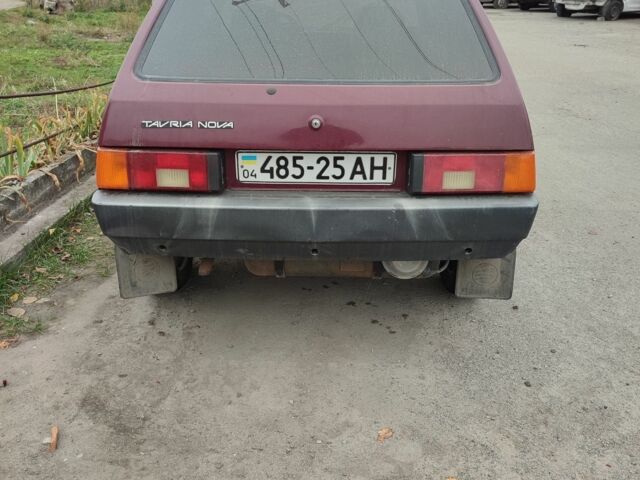 Красный ЗАЗ 1102 Таврия, объемом двигателя 0 л и пробегом 26 тыс. км за 400 $, фото 6 на Automoto.ua