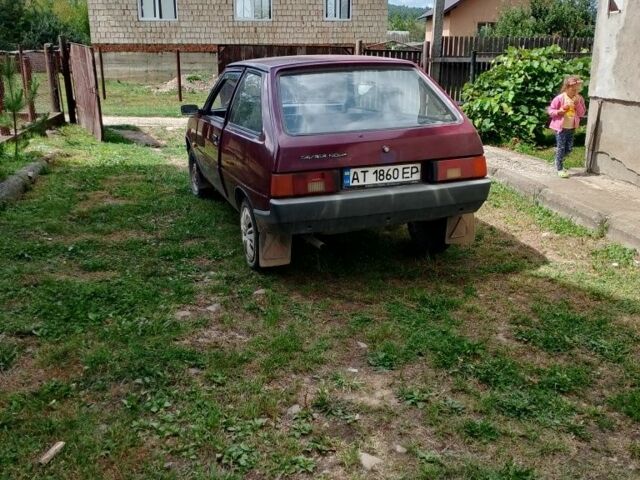 Красный ЗАЗ 1102 Таврия, объемом двигателя 1.1 л и пробегом 80 тыс. км за 690 $, фото 4 на Automoto.ua