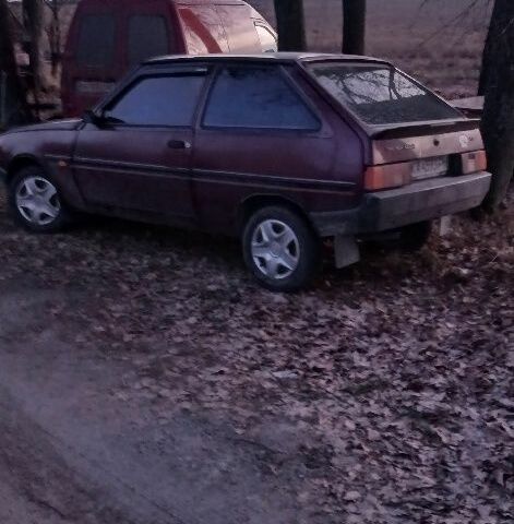 Червоний ЗАЗ 1102 Таврія, об'ємом двигуна 1.2 л та пробігом 95 тис. км за 1300 $, фото 3 на Automoto.ua