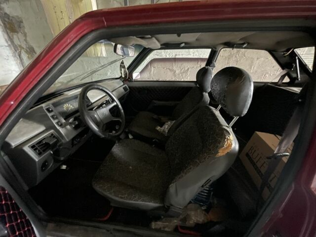 Красный ЗАЗ 1102 Таврия, объемом двигателя 1.2 л и пробегом 240 тыс. км за 800 $, фото 6 на Automoto.ua