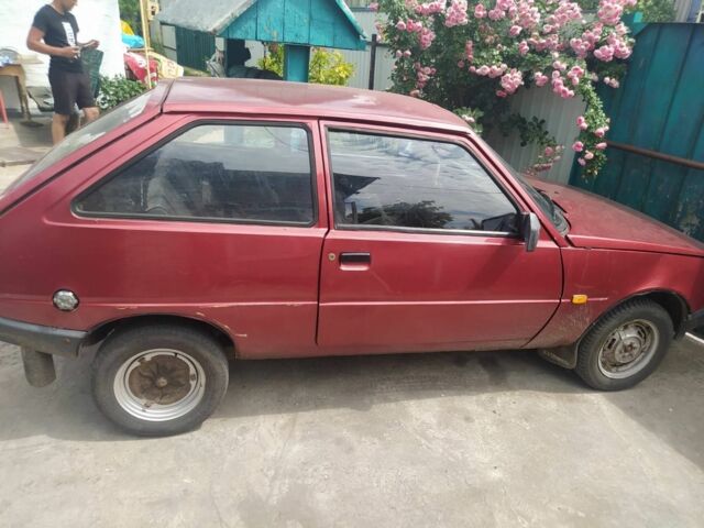 Красный ЗАЗ 1102 Таврия, объемом двигателя 0 л и пробегом 999 тыс. км за 265 $, фото 4 на Automoto.ua