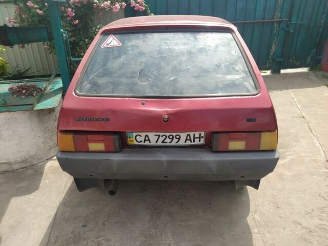 Красный ЗАЗ 1102 Таврия, объемом двигателя 0 л и пробегом 999 тыс. км за 265 $, фото 3 на Automoto.ua
