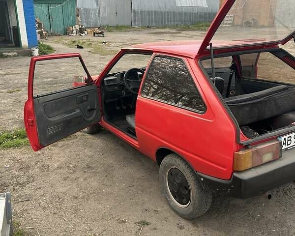 Красный ЗАЗ 1102 Таврия, объемом двигателя 1.1 л и пробегом 140 тыс. км за 1100 $, фото 5 на Automoto.ua