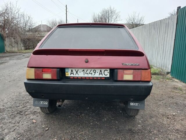 Червоний ЗАЗ 1102 Таврія, об'ємом двигуна 2 л та пробігом 300 тис. км за 828 $, фото 5 на Automoto.ua