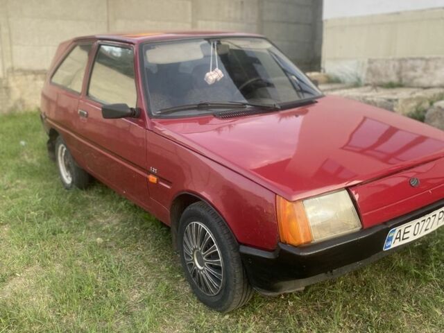 Червоний ЗАЗ 1102 Таврія, об'ємом двигуна 1.2 л та пробігом 206 тис. км за 800 $, фото 3 на Automoto.ua